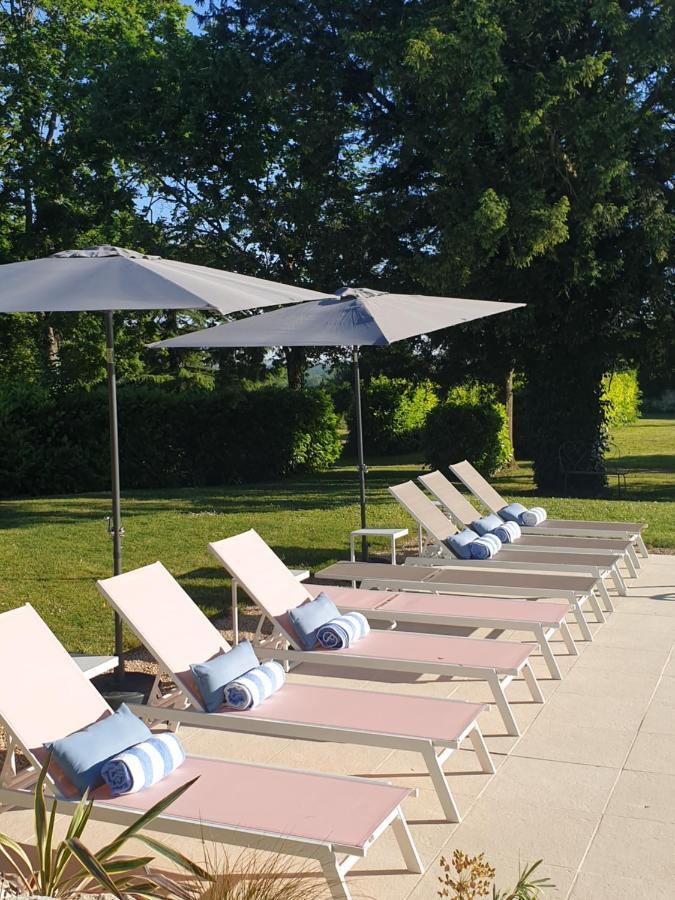 Domaine De Bourgville Monts-sur-Guesnes Kültér fotó